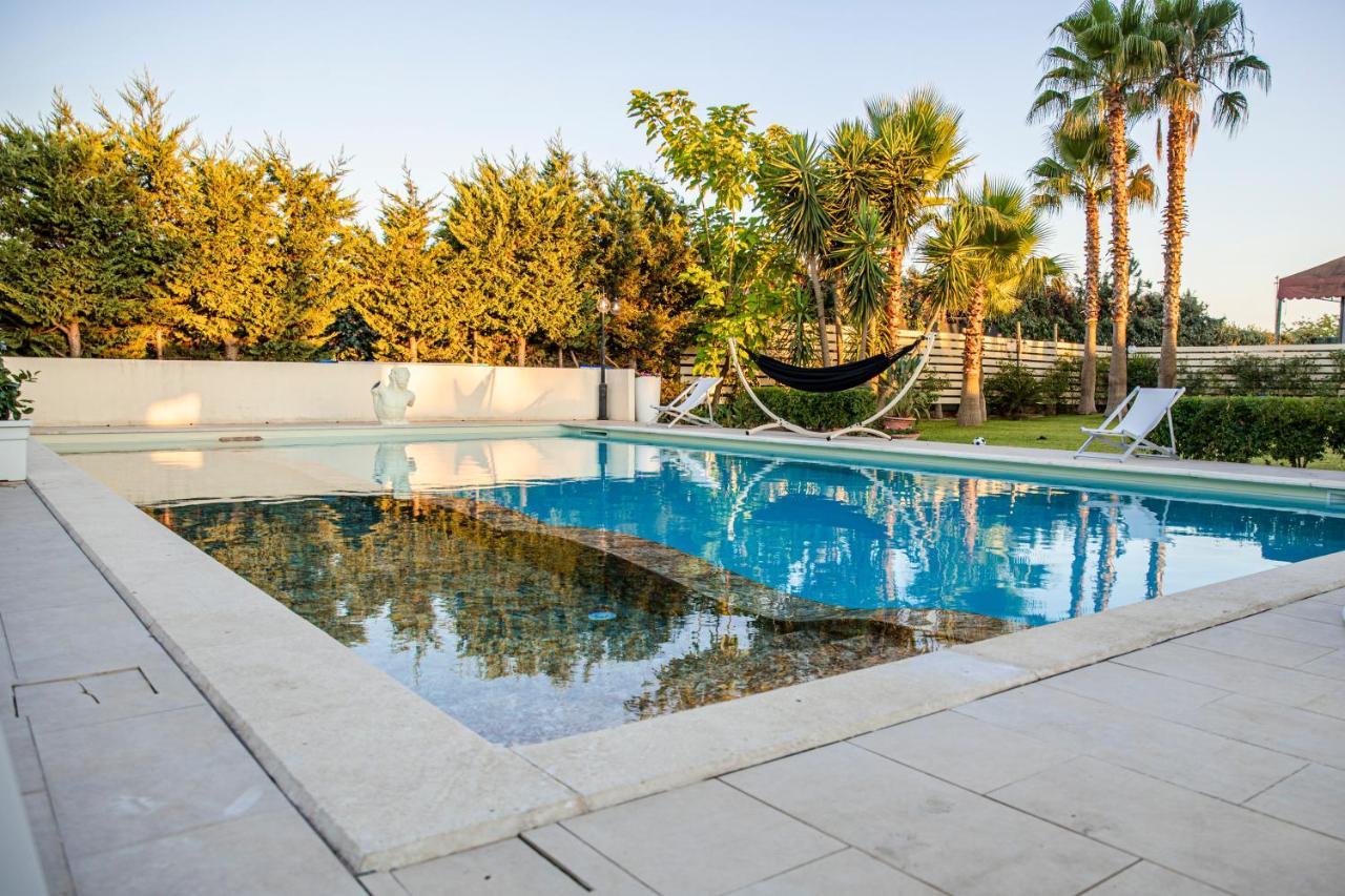 Villa Laoconte Piscina, Jacuzzi E Biliardo Canicattì Exterior foto