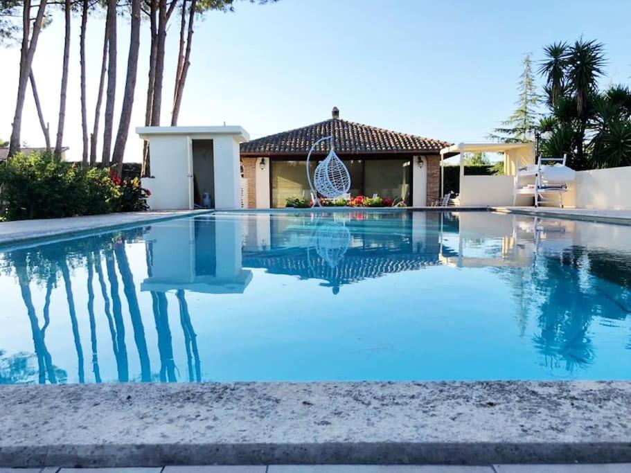 Villa Laoconte Piscina, Jacuzzi E Biliardo Canicattì Exterior foto